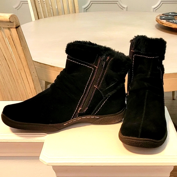 Women's Bare Traps Black Leanna suede, faux fur leather boots NWT,  Sz 10 M - Picture 3 of 7
